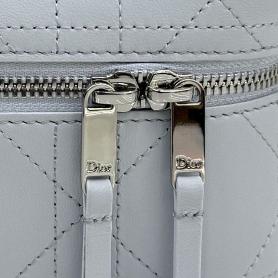 Cloni Borsa Replica a mano Dior Trianon Soft Vanity Mini Chain S4613 Blu firmate