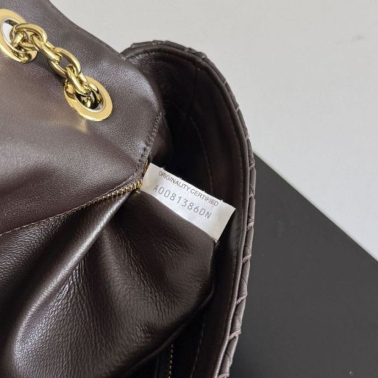 Replica di lusso Borse Imitazioni a tracolla Madison di Bottega Veneta intrecciata Borgogna Imitazioni Cloni Borse Imitazioni a tracolla Madison di Bottega Veneta intrecciata Borgogna firmate