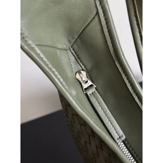 Replica di lusso Bora Pari hobo da uomo di Bottega Veneta Veneto Imitazioni Cloni Bora Pari replica hobo da uomo di Bottega Veneta Veneto firmate