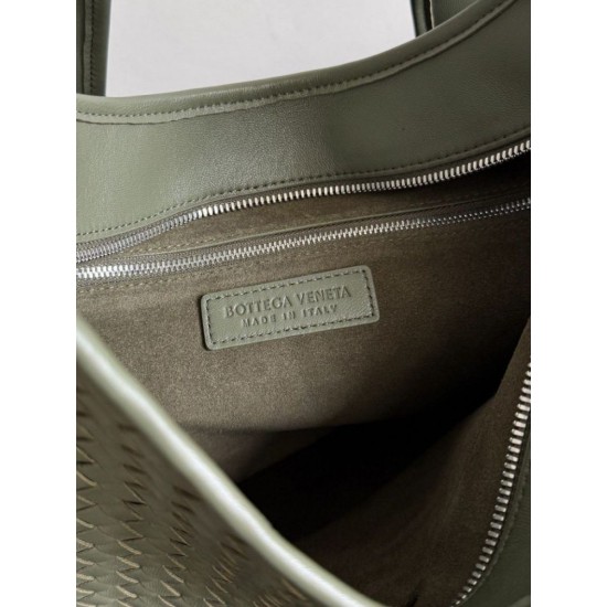 Replica di lusso Bora Pari hobo da uomo di Bottega Veneta Veneto Imitazioni Cloni Bora Pari replica hobo da uomo di Bottega Veneta Veneto firmate