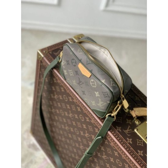 Replica di lusso Mini borsa Louis Vuitton Trocadéro uomo M26937 Imitazioni Cloni Mini borsa Louis Vuitton Trocadéro uomo M26937 firmate