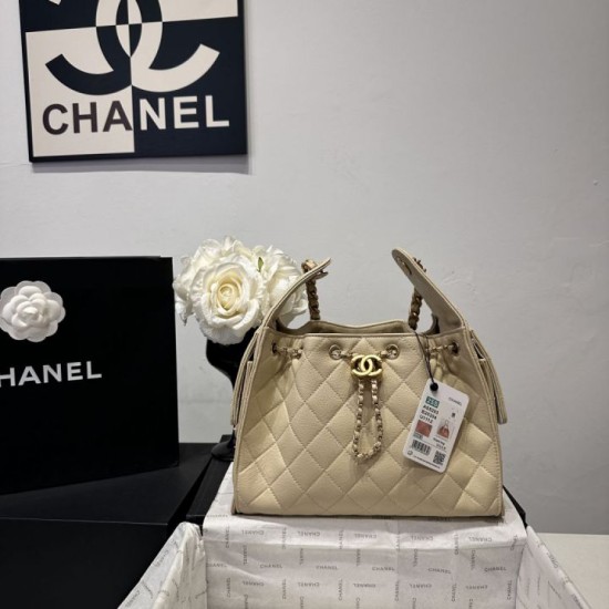 Cloni Borsa a secchiello Chanel Hobo con coulisse AS5293 Beige firmate