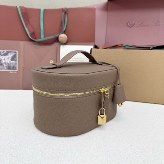 Replica di lusso Bora Pari Loro Piana Extra Vanity Case Frassino roccioso Imitazioni Cloni Bora Pari replica Loro Piana Extra Vanity Case Frassino roccioso firmate
