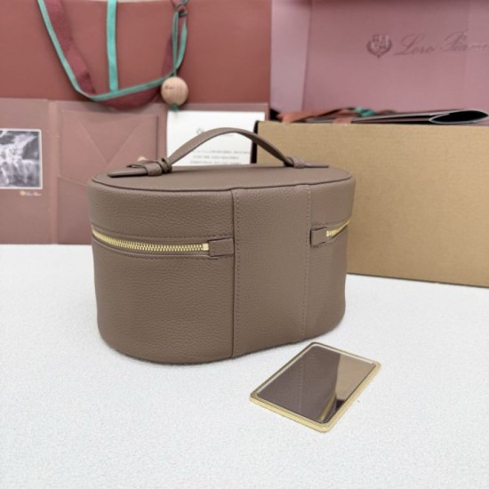 Replica di lusso Bora Pari Loro Piana Extra Vanity Case Frassino roccioso Imitazioni Cloni Bora Pari replica Loro Piana Extra Vanity Case Frassino roccioso firmate