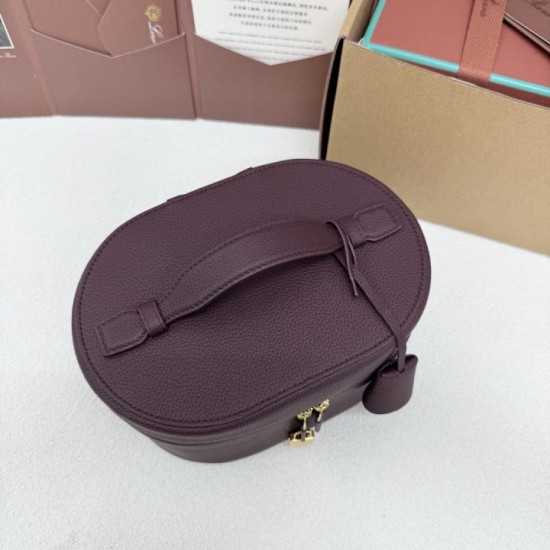 Replica di lusso Borse Imitazioni Loro Piana Extra Vanity Case Borgogna Imitazioni Cloni Borse Imitazioni Loro Piana Extra Vanity Case Borgogna firmate