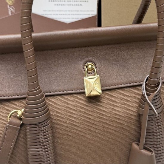 Replica di lusso Borsa tote Loro Piana Loom L25/L32 marrone Imitazioni Cloni Borsa tote Loro Piana Loom L25/L32 marrone firmate