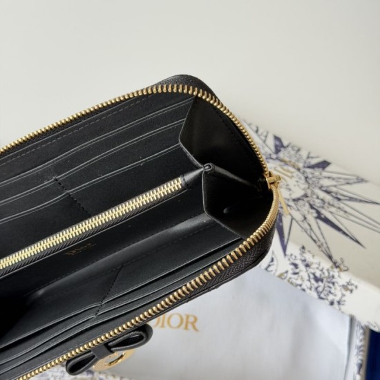 Replica di lusso Portafoglio con cerniera Dior Lady Dior Voyageur nero Imitazioni Cloni Portafoglio con cerniera Dior Lady Dior Voyageur nero firmate