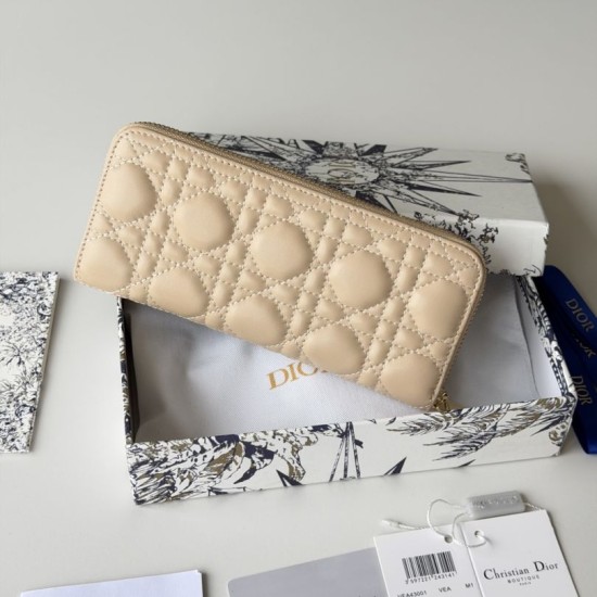 Replica di lusso Portafoglio con cerniera Dior Lady Dior Voyageur albicocca Imitazioni Cloni Portafoglio con cerniera Dior Lady Dior Voyageur albicocca firmate