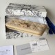 Replica di lusso Portafoglio con cerniera Dior Lady Dior Voyageur albicocca Imitazioni Cloni Portafoglio con cerniera Dior Lady Dior Voyageur albicocca firmate