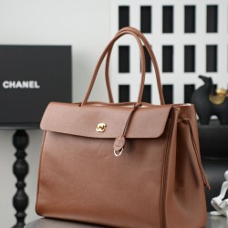Replica Borsa tote Chanel AS6289 Jennie marrone Imitazioni Replica perfette Borsa tote Chanel AS6289 Jennie marrone