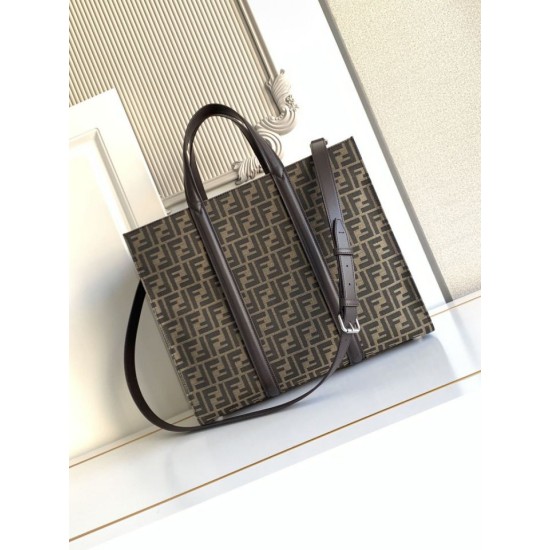 Replica Borsa shopper Tote Fendi FF jacquard marrone Imitazioni Replica perfette Borsa shopper Tote Fendi FF jacquard marrone
