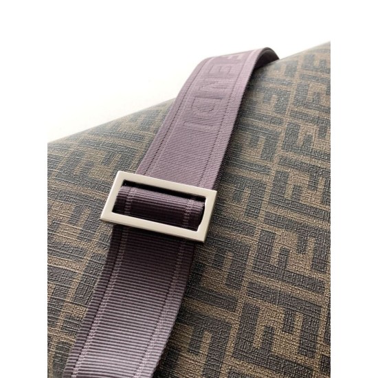 Replica Borsa a tracolla Fendi con logo diagonale FF Imitazioni Replica perfette Borsa a tracolla Fendi con logo diagonale FF