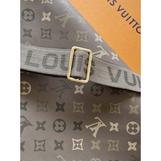 Replica perfette Borse  tote Louis Vuitton Uptown M29269 verde con 163 fiches