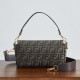 Replica Borsa Fendi Medio Baguette tessuto jacquard FF marrone Imitazioni Replica perfette Borsa Fendi Medio Baguette tessuto jacquard FF marrone