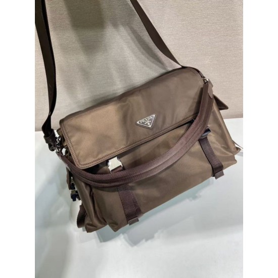 Replica Perfetta a tracolla Prada Explore Re-Nylon 2VD082 Marrone Imitazioni Replica perfette Perfetta a tracolla Prada Explore Re-Nylon 2VD082 Marrone