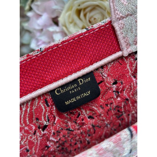 Replica Ricamo della borsa tote Dior Book con medaglione Dior Rosa Imitazioni Replica perfette Ricamo della borsa tote Dior Book con medaglione Dior Rosa