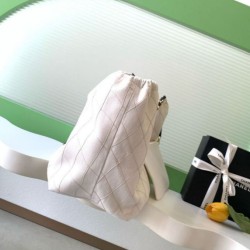 Replica borse griffate tote Chanel 26C Coco Beach AS6191 bianca Imitazioni Replica perfette Imitazioni borse griffate tote Chanel 26C Coco Beach AS6191 bianca