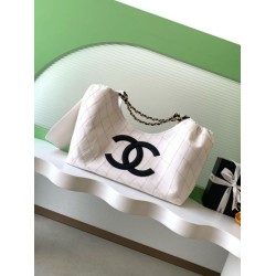 Borse tote Chanel 26C Coco Beach AS6191 bianca