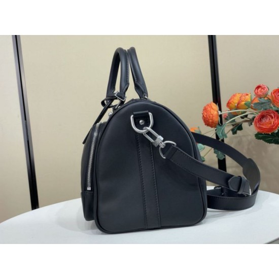 Replica Borse Louis Vuitton Keepall Cargo Bandoulière 50 m28100 Nero Imitazione Imitazioni Replica perfette Borse Louis Vuitton Keepall Cargo Bandoulière 50 m28100 Nero Imitazione