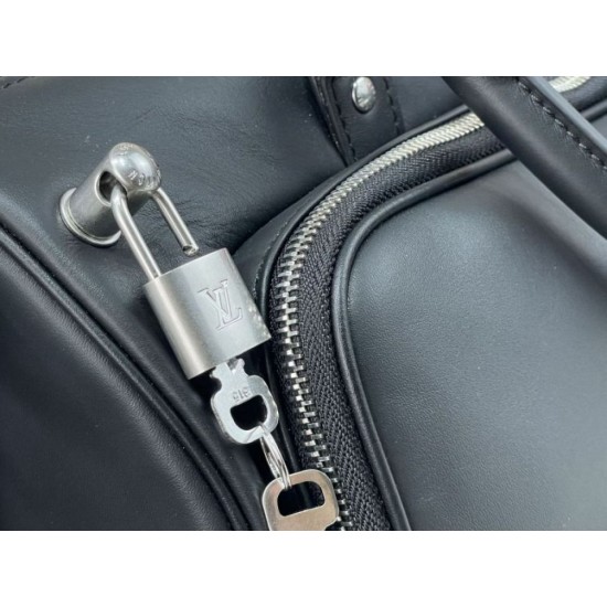 Replica Borse Louis Vuitton Keepall Cargo Bandoulière 50 m28100 Nero Imitazione Imitazioni Replica perfette Borse Louis Vuitton Keepall Cargo Bandoulière 50 m28100 Nero Imitazione