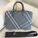 Replica Borse Imitazioni da lavoro Burberry Grid con logo equestre Grigio Imitazioni Replica perfette Borse Imitazioni da lavoro Burberry Grid con logo equestre Grigio