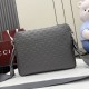 Replica Borsa a tracolla media Gucci 850214 con emblema GG grigio Imitazioni Replica perfette Borsa a tracolla media Gucci 850214 con emblema GG grigio
