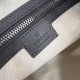 Replica Borsa a tracolla media Gucci 850214 con emblema GG grigio Imitazioni Replica perfette Borsa a tracolla media Gucci 850214 con emblema GG grigio