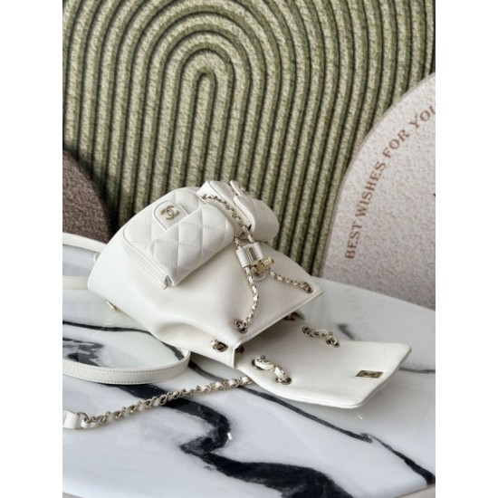 Replica Zaino Chanel 23P Duma AS3860 Bianco Imitazioni Replica perfette Zaino Chanel 23P Duma AS3860 Bianco