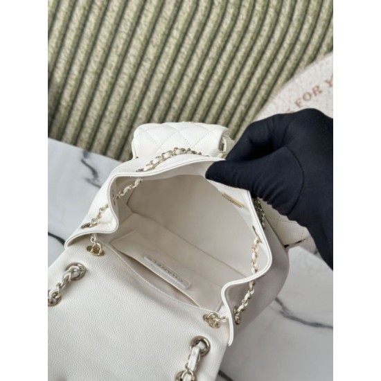 Replica Zaino Chanel 23P Duma AS3860 Bianco Imitazioni Replica perfette Zaino Chanel 23P Duma AS3860 Bianco
