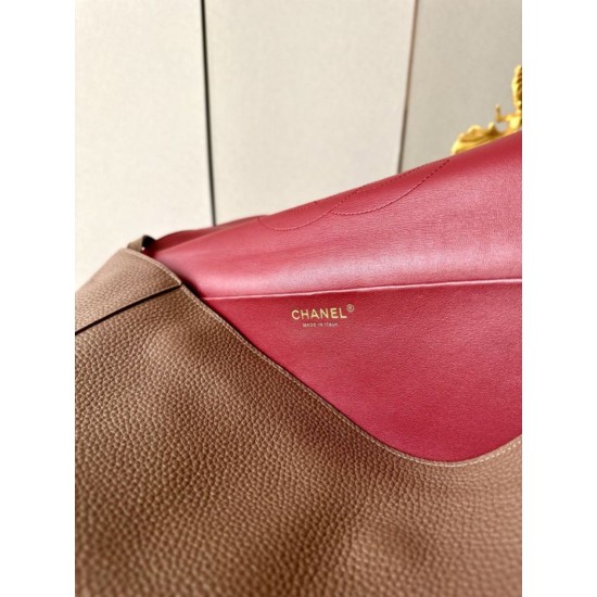 Replica Borsa Chanel AS6233 Souplissimo Maxi Flap marrone Imitazioni Replica perfette Borsa Chanel AS6233 Souplissimo Maxi Flap marrone