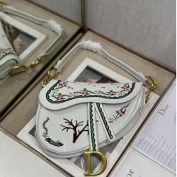 Replica Borse Alta Qualità a tracolla Dior Saddle ricamata bianca Imitazioni Replica perfette Borse Alta Qualità a tracolla Dior Saddle ricamata bianca