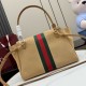 Replica Borsa a mano media Gucci Paparazzo 875018 scamosciata albicocca Imitazioni Replica perfette Borsa a mano media Gucci Paparazzo 875018 scamosciata albicocca