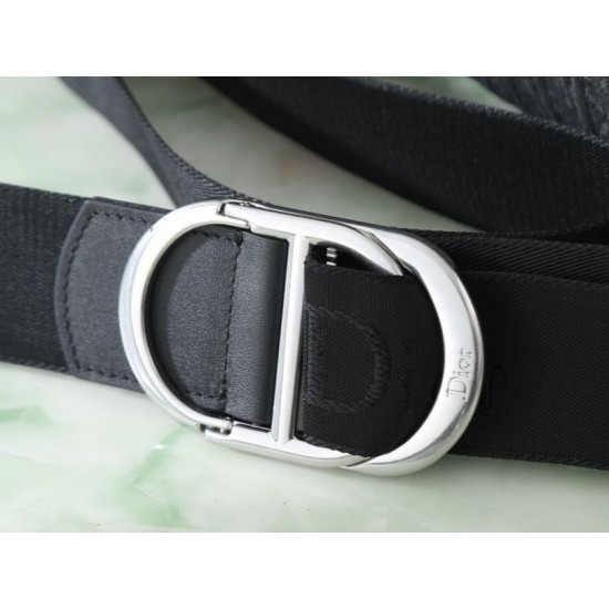 Replica Borsa a tracolla Dior Jett Flap Oblique Nero Imitazioni Replica perfette Borsa a tracolla Dior Jett Flap Oblique Nero
