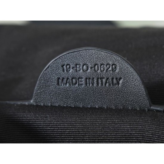 Replica Borsa a tracolla Dior Jett Flap Oblique Nero Imitazioni Replica perfette Borsa a tracolla Dior Jett Flap Oblique Nero