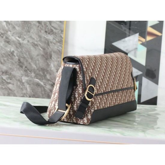 Replica Borsa a tracolla Dior Jett Flap Oblique Marrone Imitazioni Replica perfette Borsa a tracolla Dior Jett Flap Oblique Marrone