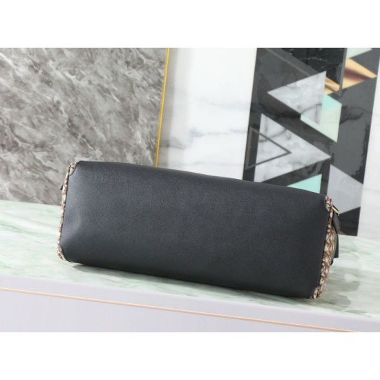 Replica Borsa a tracolla Dior Jett Flap Oblique Marrone Imitazioni Replica perfette Borsa a tracolla Dior Jett Flap Oblique Marrone