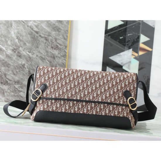 Replica Borsa a tracolla Dior Jett Flap Oblique Marrone Imitazioni Replica perfette Borsa a tracolla Dior Jett Flap Oblique Marrone