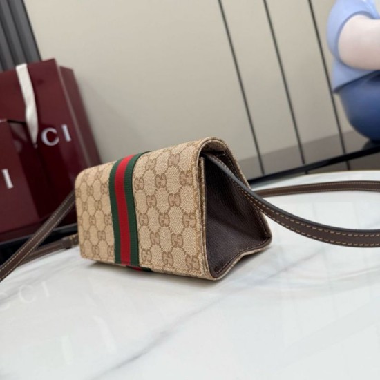 Replica Pochette piccola Gucci con tracolla A002KM tela GG marrone Imitazioni Replica perfette Pochette piccola Gucci con tracolla A002KM tela GG marrone