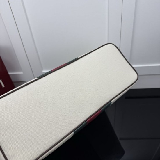 Replica perfette Borsa tote grande Gucci Tribeca con charm A0034D tela bianca