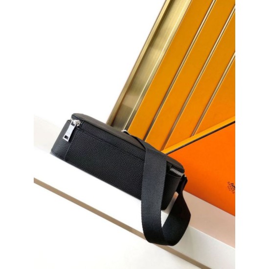 Replica Borse Imitazioni a tracolla Hermes Messenger 7062 uomo Nera Imitazioni Replica perfette Borse Imitazioni a tracolla Hermes Messenger 7062 uomo Nera