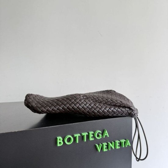 Replica Pochette Bottega Veneta Onda con motivo a conchiglia Imitazioni Replica perfette Pochette Bottega Veneta Onda con motivo a conchiglia