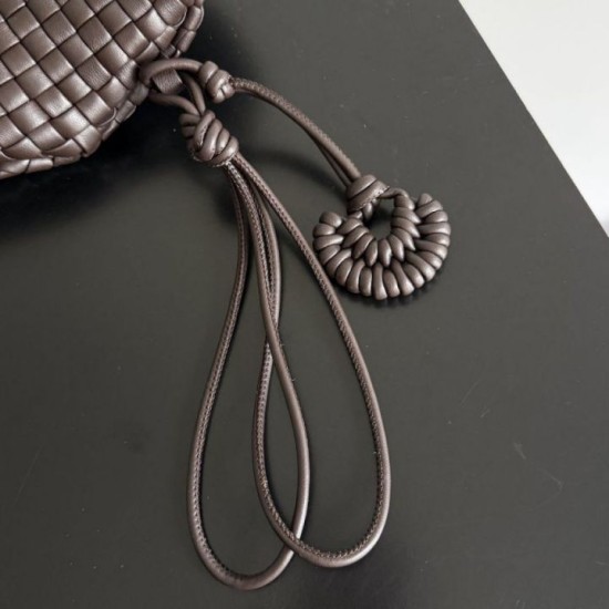 Replica Pochette Bottega Veneta Onda con motivo a conchiglia Imitazioni Replica perfette Pochette Bottega Veneta Onda con motivo a conchiglia