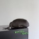 Replica Pochette Bottega Veneta Onda con motivo a conchiglia Imitazioni Replica perfette Pochette Bottega Veneta Onda con motivo a conchiglia