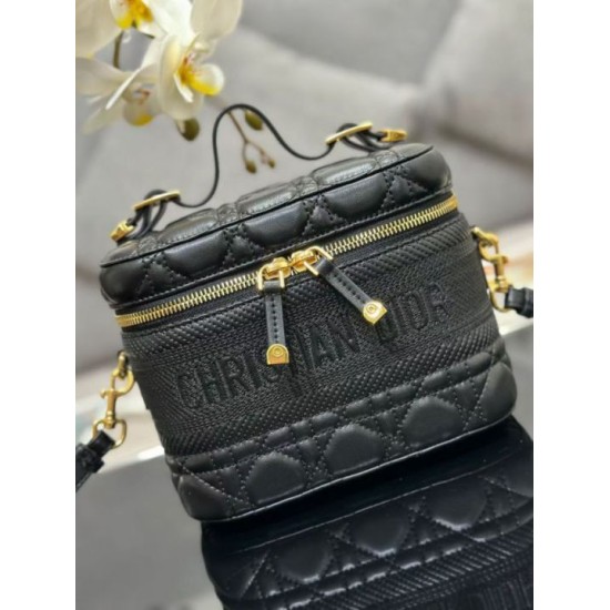 Replica Beauty case DiorTravel S5488 nero Imitazioni Replica perfette Beauty case DiorTravel S5488 nero
