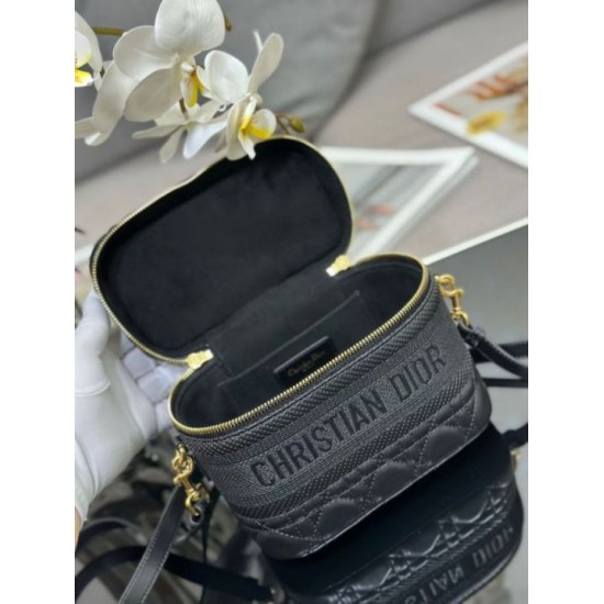 Replica Beauty case DiorTravel S5488 nero Imitazioni Replica perfette Beauty case DiorTravel S5488 nero