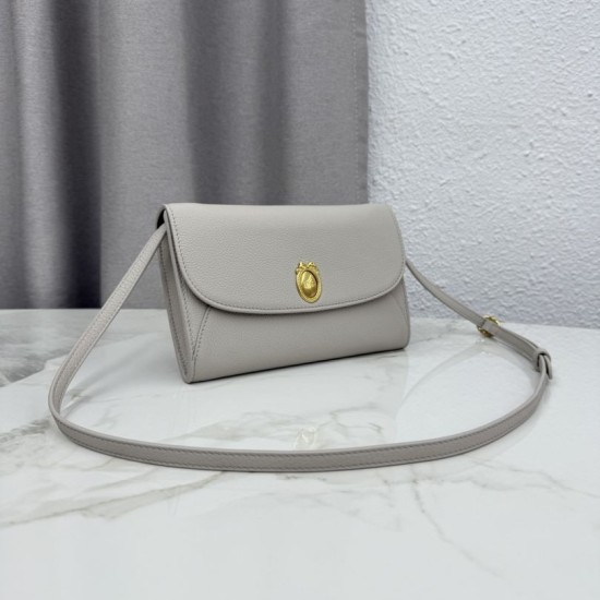 Replica Pochette Dior Médaillon con tracolla Grigia Imitazioni Replica perfette Pochette Dior Médaillon con tracolla Grigia
