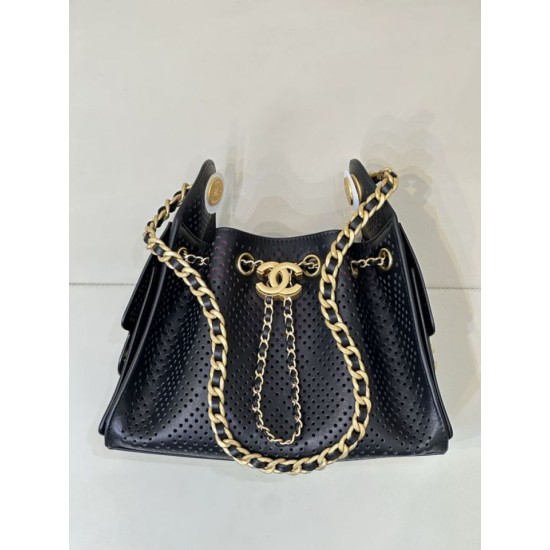 Replica Borsa 1:1 Chanel piccola 25 AS5631 Hobo con design traforato nera Imitazioni Replica perfette Borsa 1:1 Chanel piccola 25 AS5631 Hobo con design traforato nera