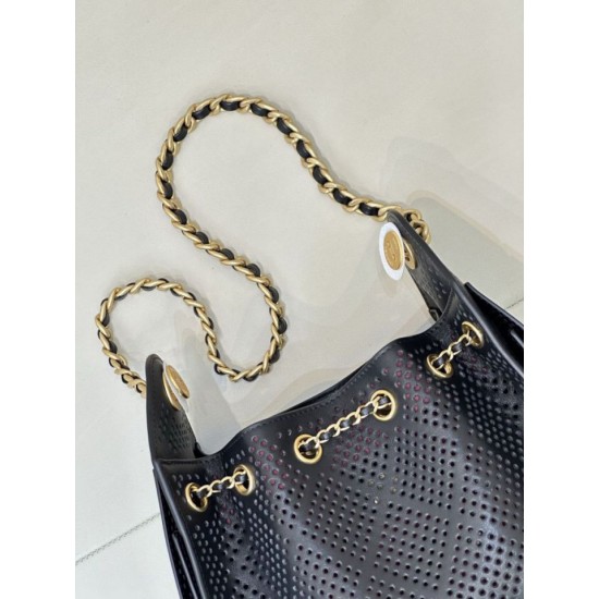 Replica Borsa 1:1 Chanel piccola 25 AS5631 Hobo con design traforato nera Imitazioni Replica perfette Borsa 1:1 Chanel piccola 25 AS5631 Hobo con design traforato nera