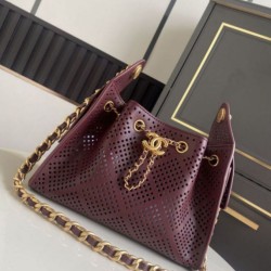 Replica Borsa Chanel 26 hobo con intagli AS5631 Borgogna Imitazioni Replica perfette Borsa Chanel 26 hobo con intagli AS5631 Borgogna