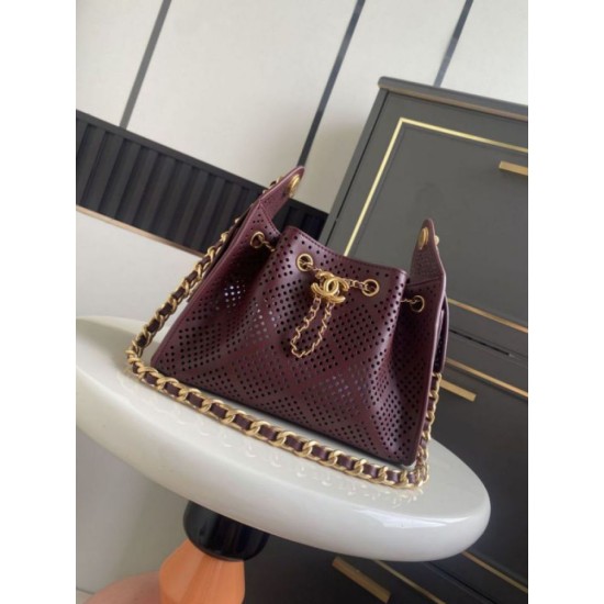 Replica Borsa Chanel 26 hobo con intagli AS5631 Borgogna Imitazioni Replica perfette Borsa Chanel 26 hobo con intagli AS5631 Borgogna